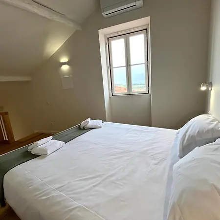 Casas De Alpedide アパート コインブラ