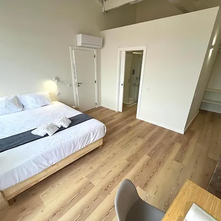 Casas De Alpedide *