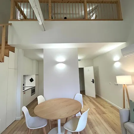 Casas De Alpedide アパート コインブラ