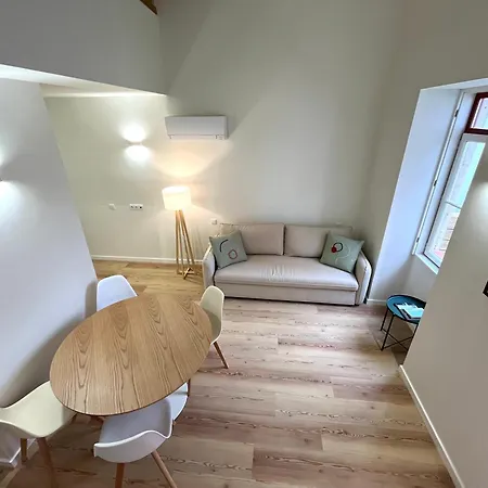 Casas De Alpedide *