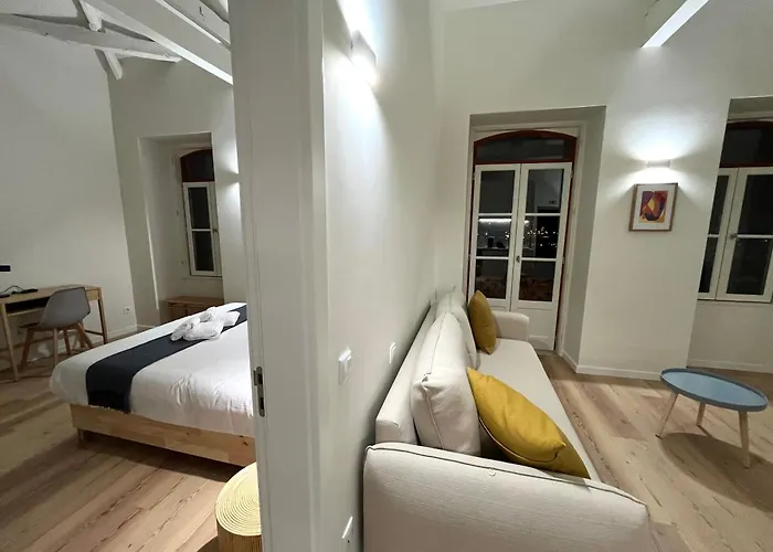 Casas De Alpedide