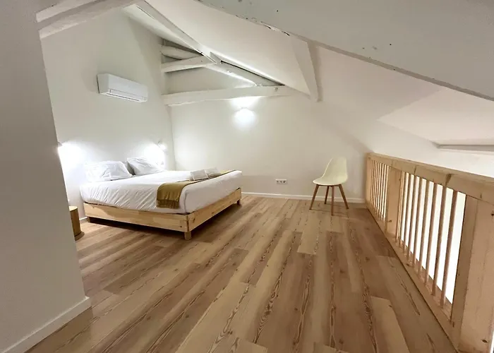 アパート Casas De Alpedide