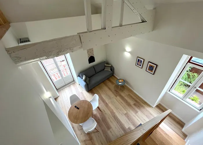 Casas De Alpedide アパート コインブラ