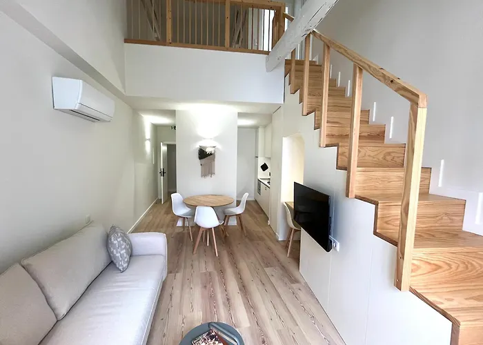 Casas De Alpedide アパート