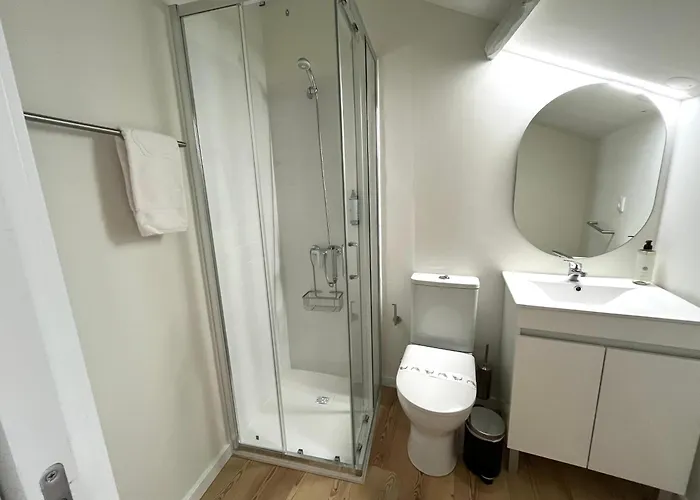 Casas De Alpedide *